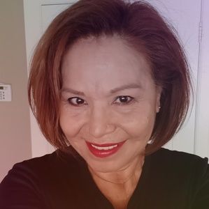 Meet your Posher, Rina